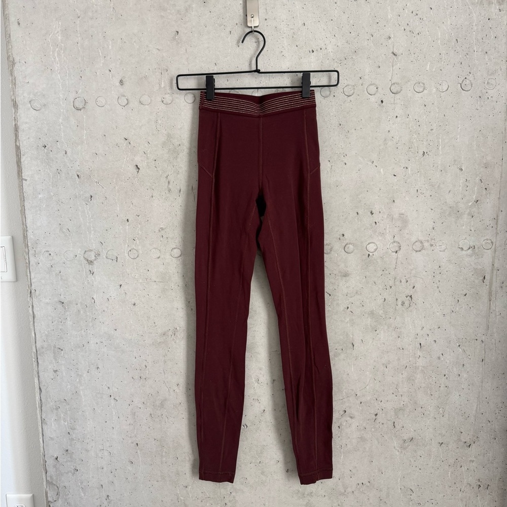 MATCHING TOP AVAILABLE ! LULULEMON LEGGINGS